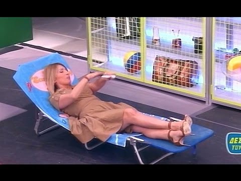 Μαρία Ηλιάκη με ψηλοτάκουνα πέδιλα – 16 clips compilation
