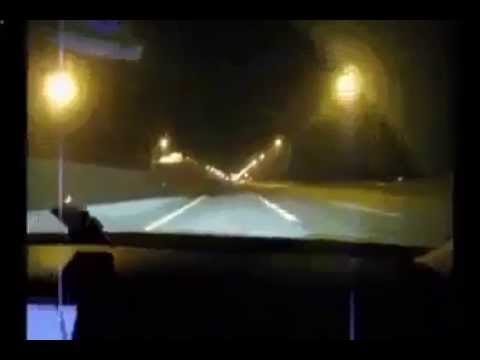 Porsche 911 Turbo crazy speed on night street