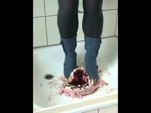 Cake crush with Spike High Heel Jeans Boots – Video request/Videowunsch