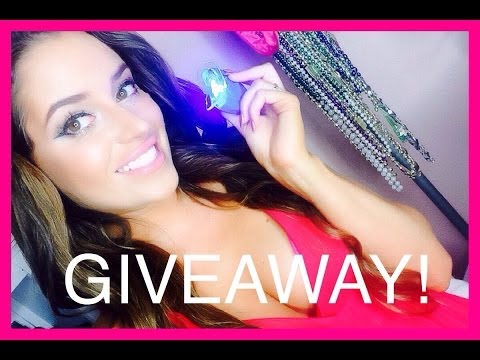 How To Whiten Teeth With LED Light + GIVEAWAY: 3 Winners!
