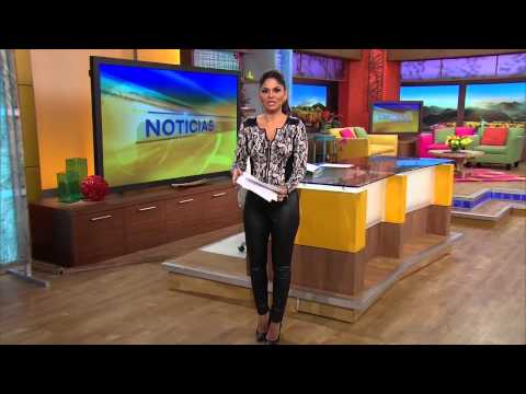 Natalia Cruz BOOTY in tight leather pants (10-03-14)