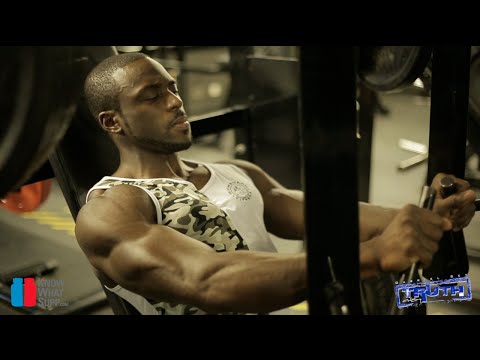 REFLECTING ON THE SHOW & UPPER BODY WORKOUT (VLOG #20)