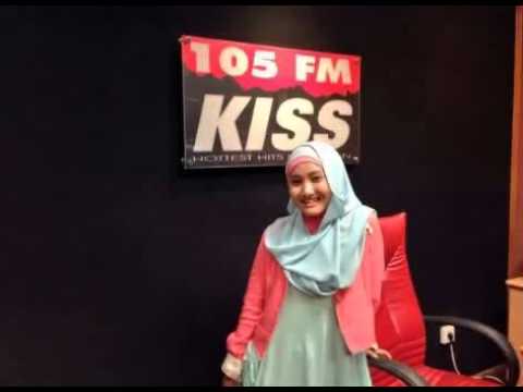 Video Wawancara Eksklusif Bareng Fatin Shidqia Lubis @ 105 Kiss FM Medan   17 Desember 2013