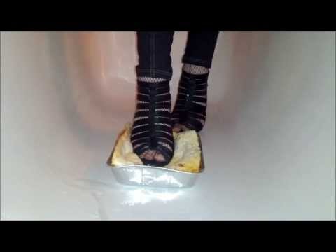 Hot lasagne crush in high heel sandals, fish net stockings and leggings