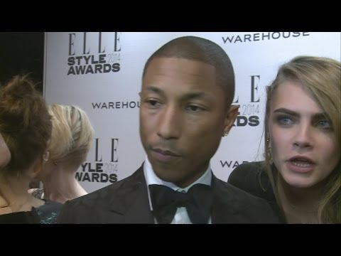 Cara Delevingne video bomb! Cara barges into Pharrell’s interview at Elle Style Awards