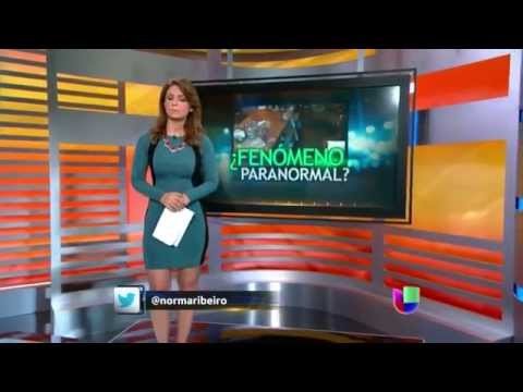WATCH: Pamela Silva Conde cleavage, legs and high heels – March 28, 2014